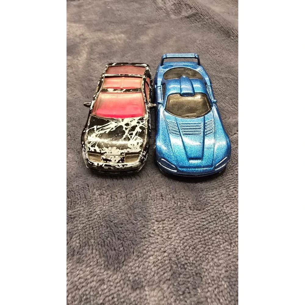 Matchbox 1990 Nissan 300ZX Black Splatter & 2000 Dodge Viper GTS-R Blue Lot